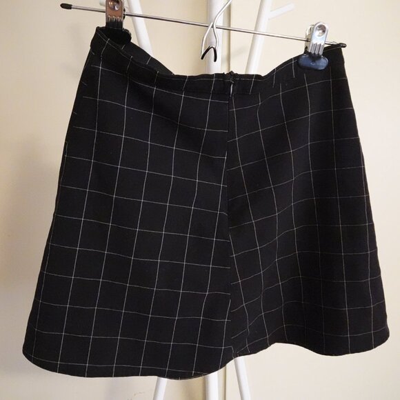 American Apparel A-Line Tennis Mini Skirt in Size XS - Picture 3 of 3